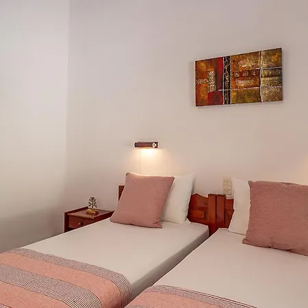 Xenofontas Apartments Agios Georgios Pagon Exterior photo