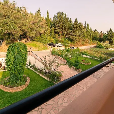 Xenofontas Apartments Agios Georgios Pagon Exterior photo